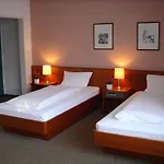 Hotel Acon